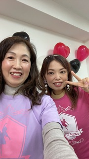 協会ロゴ入りTシャツ好評発売中です‼