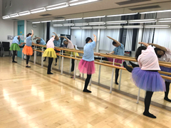 「上半身ほぐしメニュー」やさしいポーズからスタート